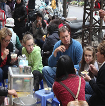 Hanoi street food tour in Old quarter